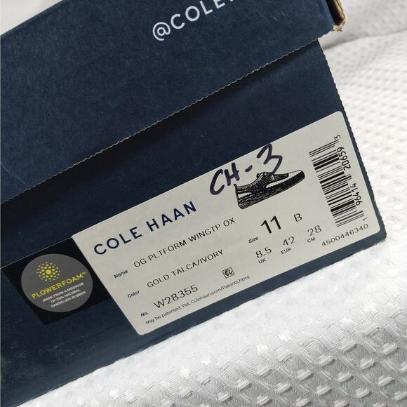 NIB! COLE HAAN! OG PLATFORM WINGTIPS,  GOLDEN GENUINE LEATHER, IVORY SOLE! 11B main image 2